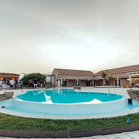 Su Entu Boutique 4*