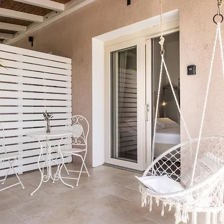 Su Entu Boutique 4*